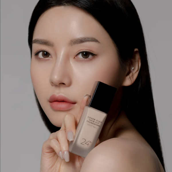 kem nền bom cover flex skin fit foundation tự tin làm đẹp