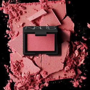 phan-ma-hong-lau-troi-nars